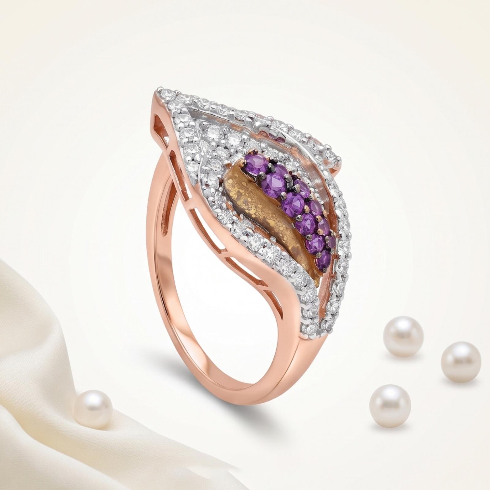 18K Gold Diamond Ring with Timeless Appeal - Image 4