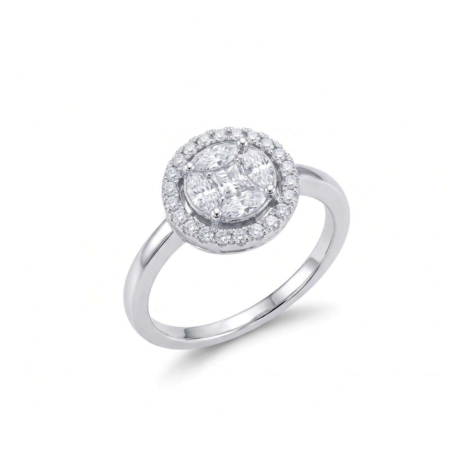 Beautiful 18K Gold Diamond Ring Collection