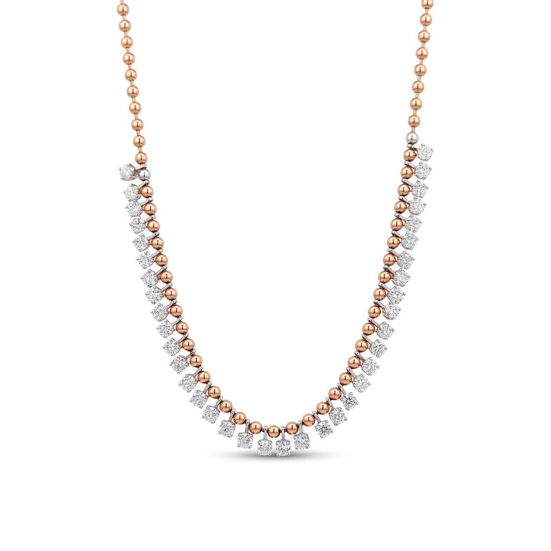Where Natural Diamond Necklace Meet the Elegance of 18K Gold