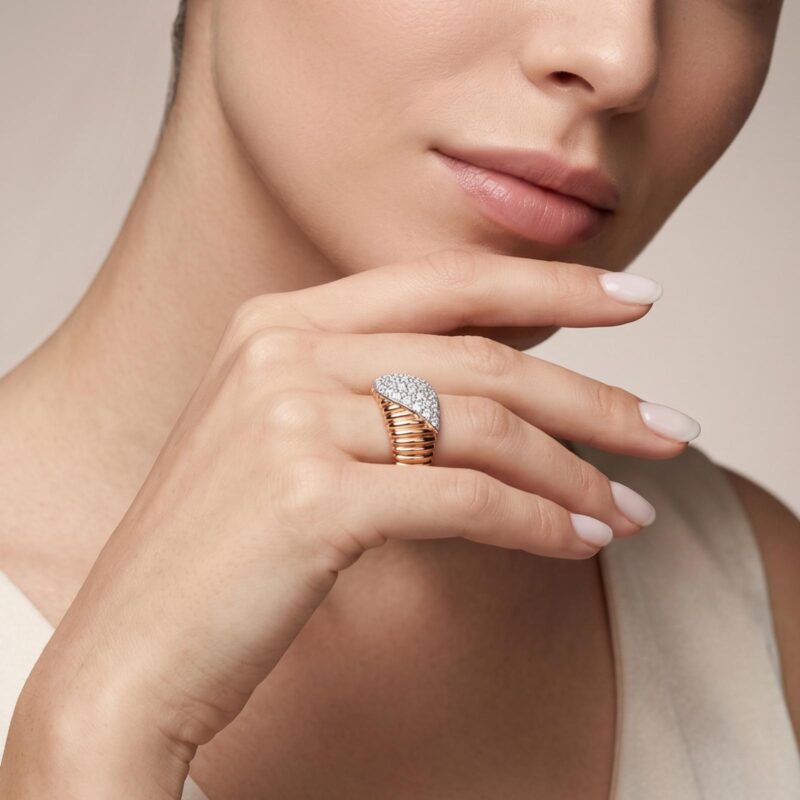 Alternative view of Natural Diamond Ring in 18K Gold | Bafleh Jewellery