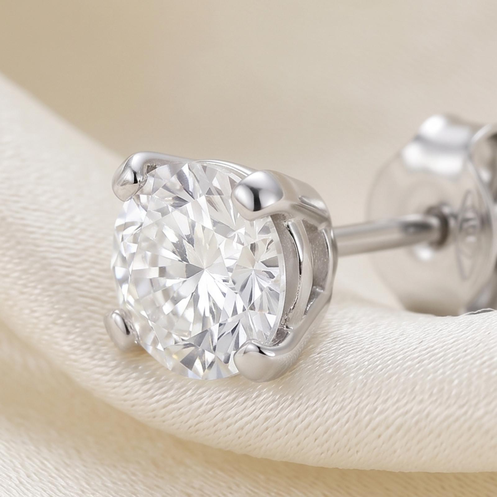 Where Elegance Meets Perfection Premium Diamond Earrings in 18K Gold by Bafleh Jewellery - Image 4