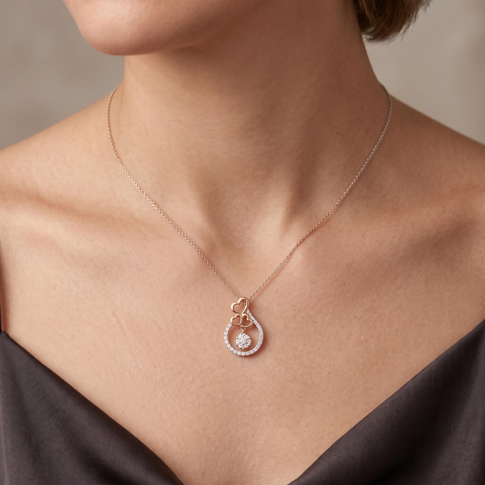 Luxury 18K Yellow Gold Heart Pendant Adorned with Natural Diamonds - Image 3