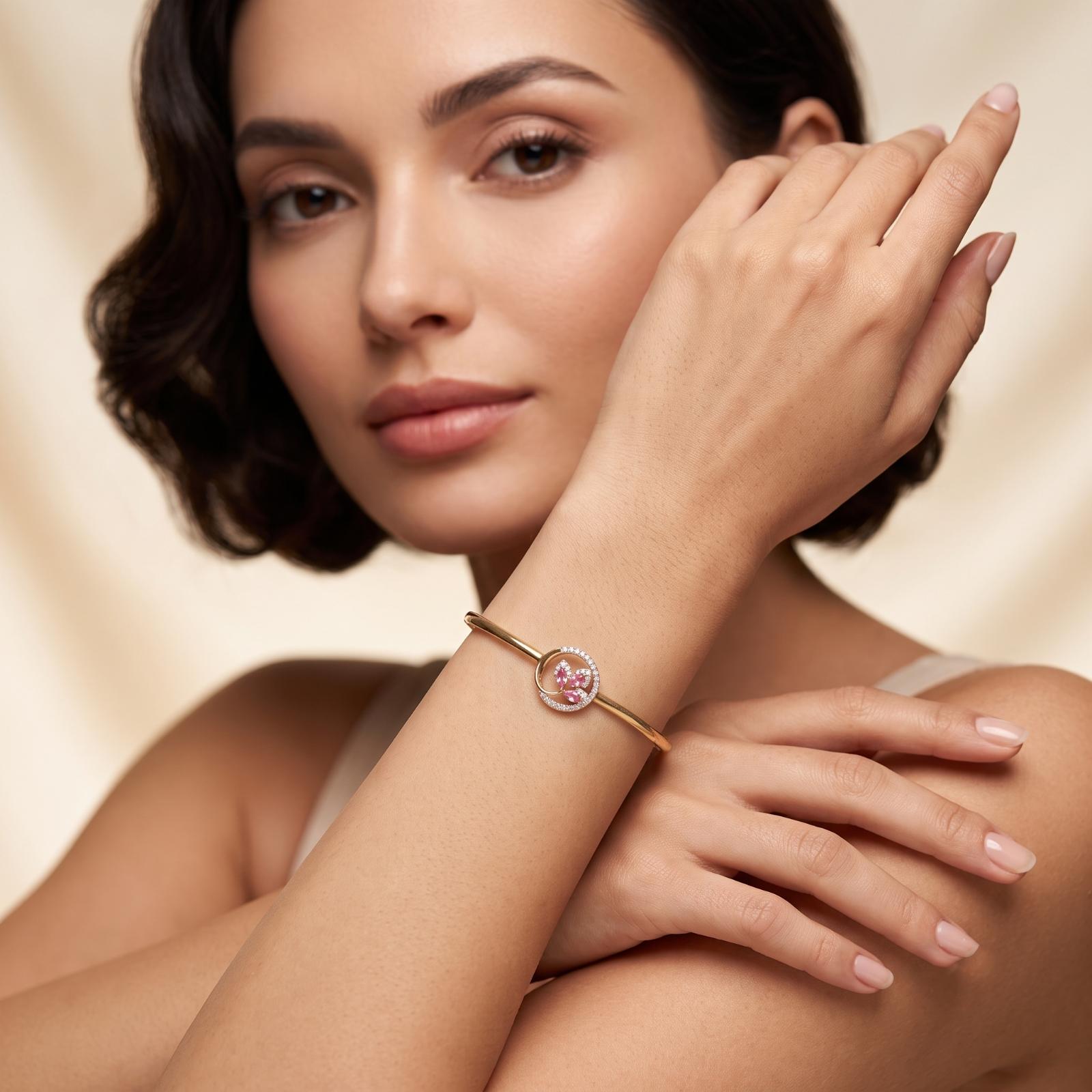 Elegant 18K Yellow Gold Bangle Featuring Beautiful Pink Stone Flower with Sparkling Natural Diamonds - Image 4